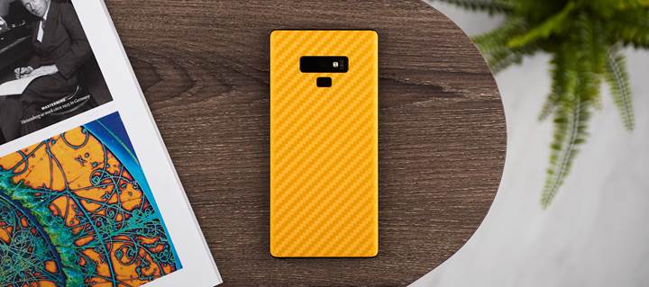Galaxy S10 için özel renk seçeneği!